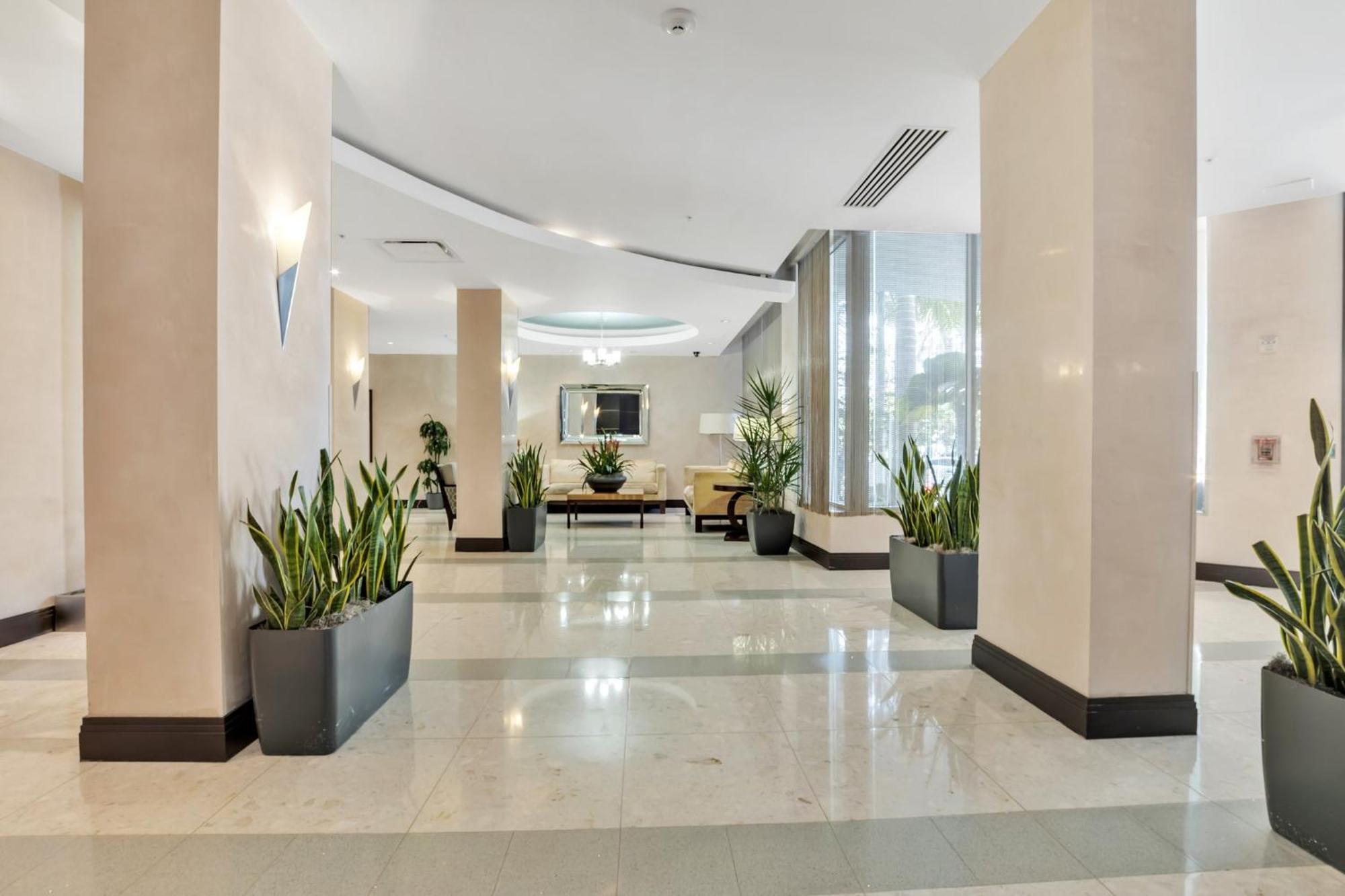 The Tides Apartments On The Beach Hollywood Exterior foto