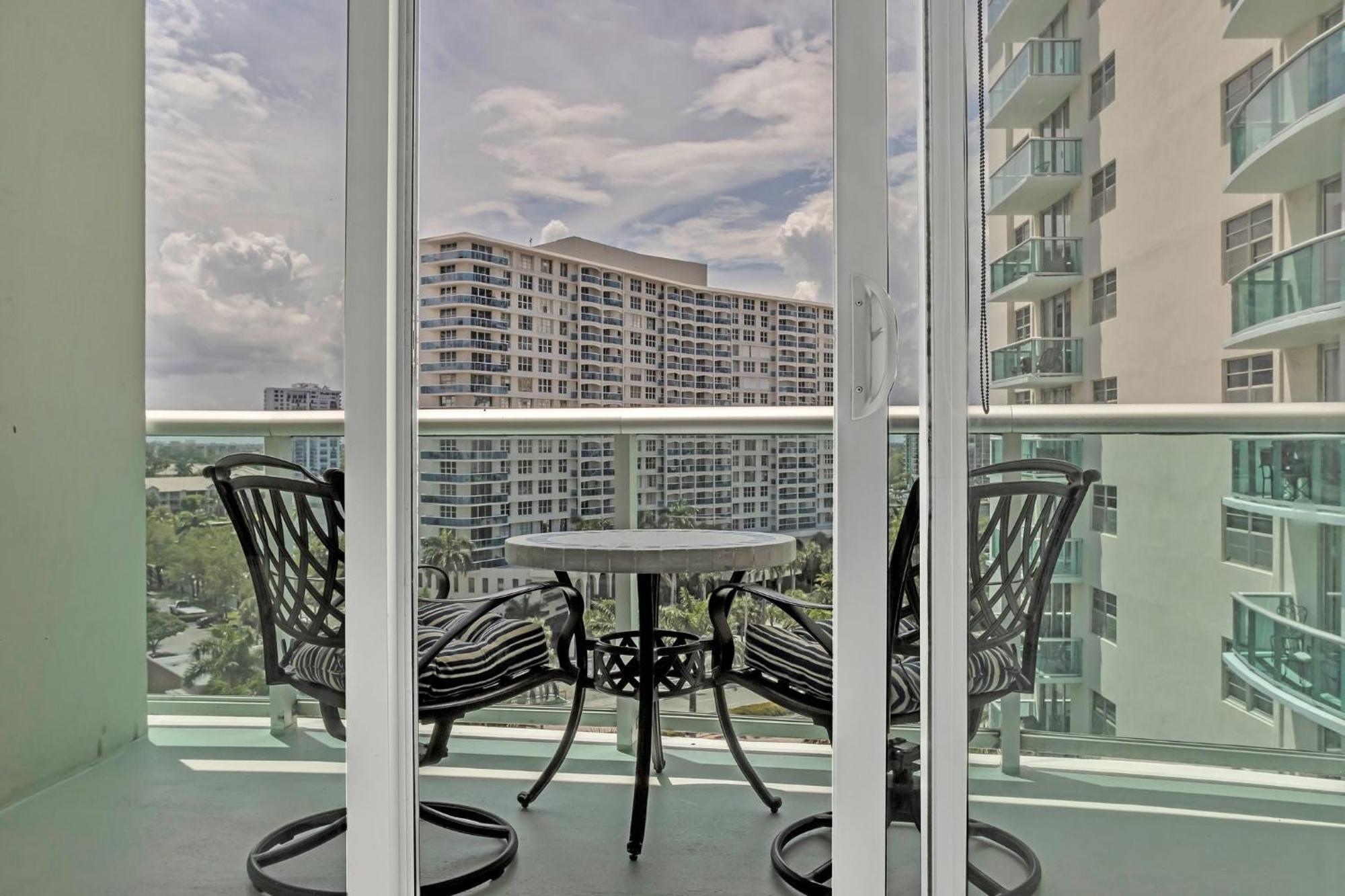 The Tides Apartments On The Beach Hollywood Exterior foto